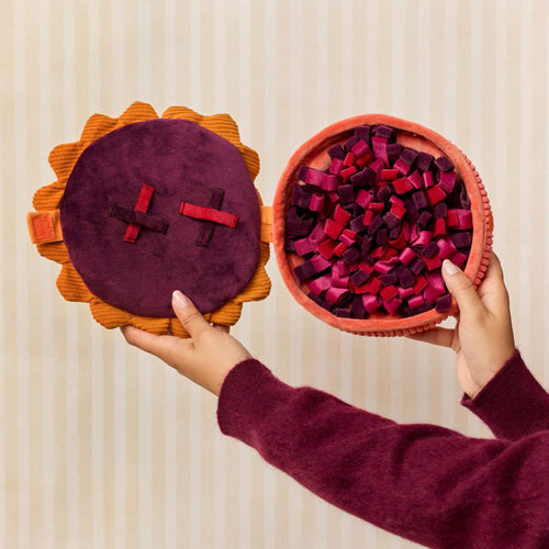 Berry Pie Interactive Snuffle Dog Toy
